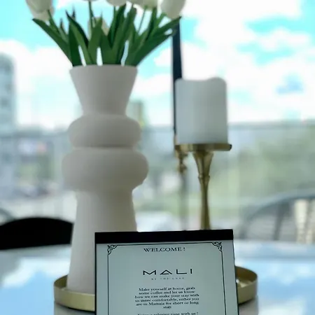 Mali By The - North Apartment Mamaia