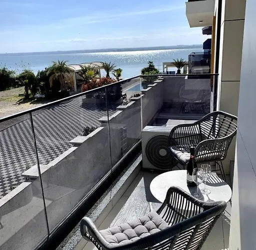 Mali By The - North Apartment *