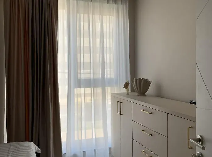 Apartment Mali By The - North Mamaia