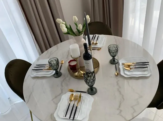 Mali By The - North * Mamaia